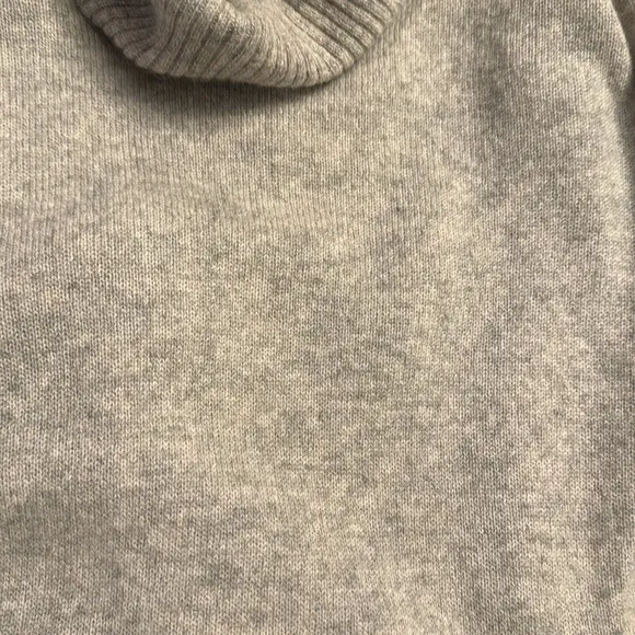 Vertical Design Cashmere 2-Ply 100% Asymmetrical Turtleneck Sweater Size S