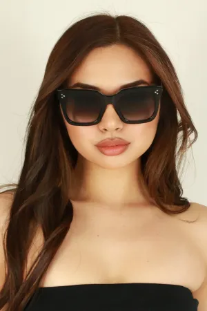 VERY SHADY SUNGLASSES
