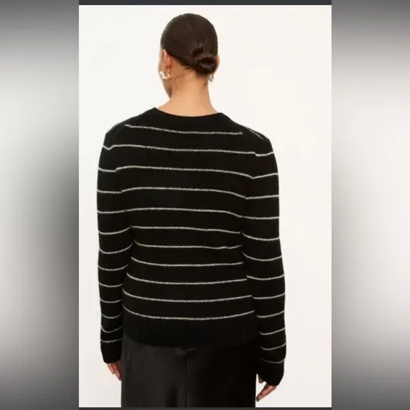 Vince. Black/White Pinstripe 100% cashmere Long Sleeve /Scoop neck sweater XS