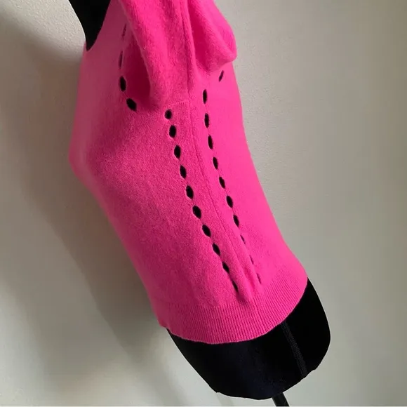 White   Warren Hot Pink Cashmere Sweater
